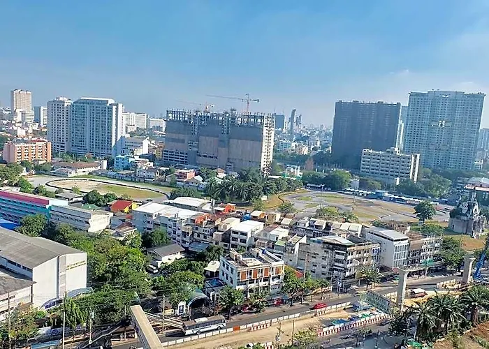 ホテル Spacious 2bd |free Wifi, 1min Bts, Mall, Jodd Fair