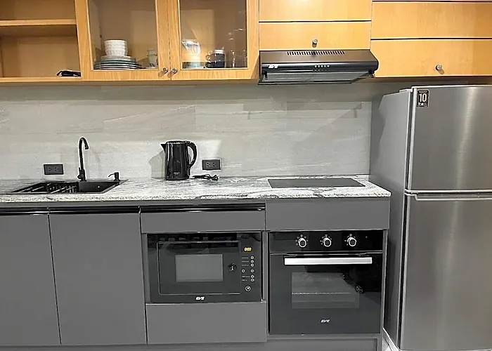 Spacious 2bd |free Wifi, 1min Bts, Mall, Jodd Fair バンコク都